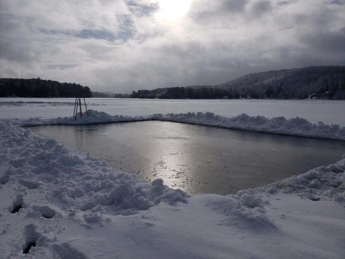 Le Nid Dore Sur Le Lac Val des Monts المظهر الخارجي الصورة
