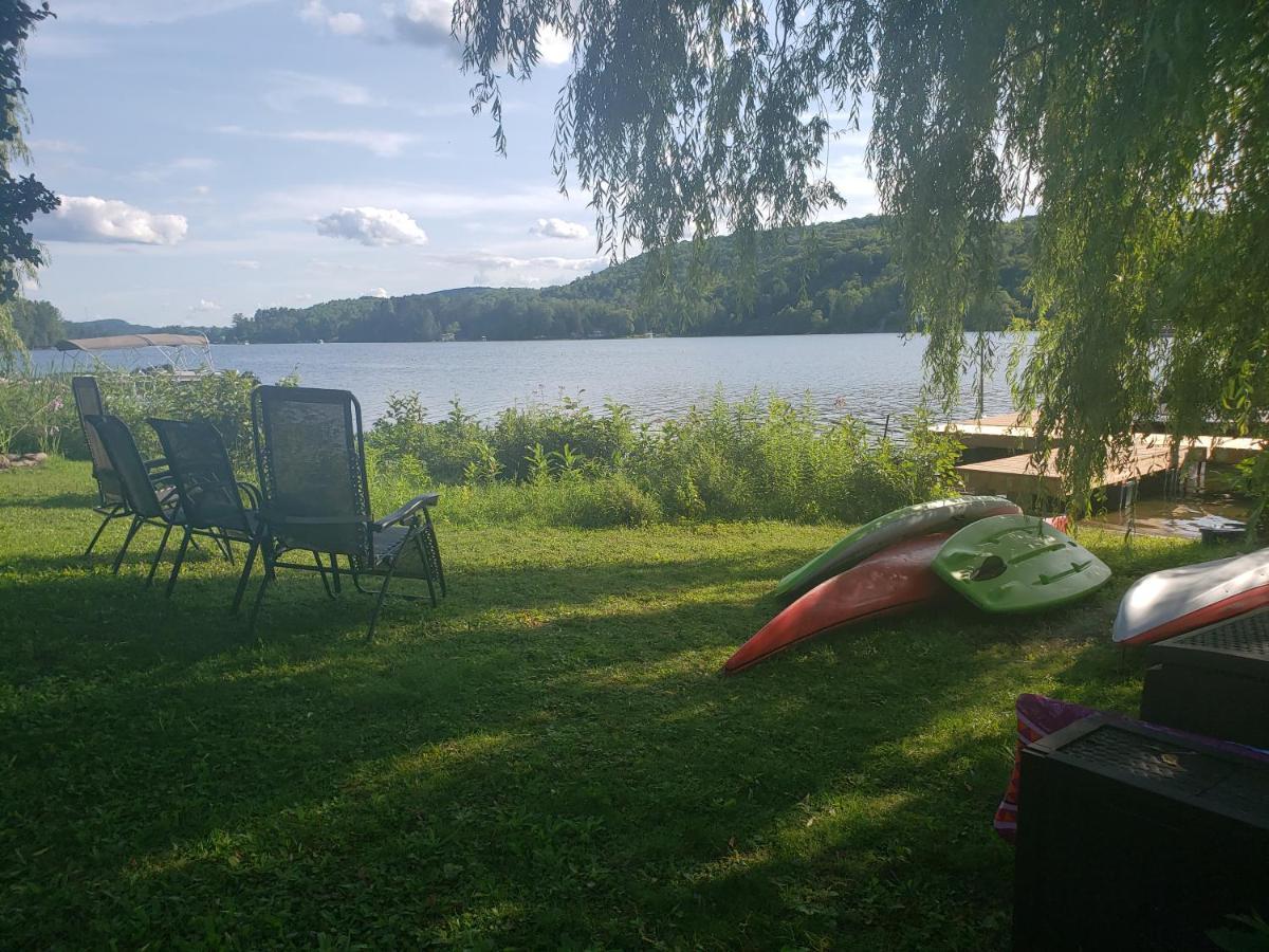 Le Nid Dore Sur Le Lac Val des Monts المظهر الخارجي الصورة